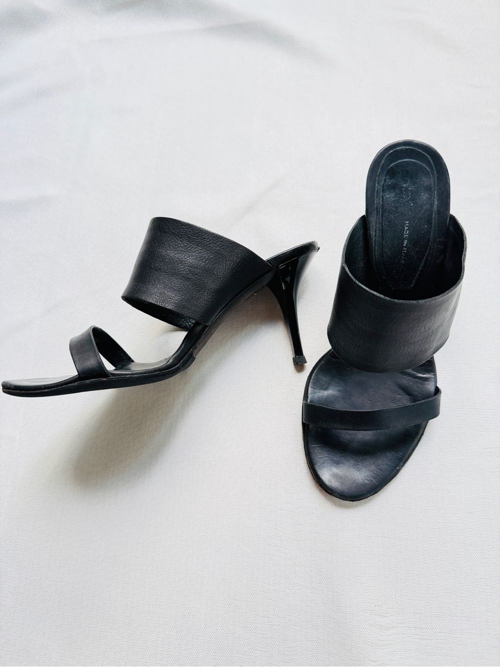 DKNY Black Leather Heeled Sandals Size 6.5 Made in Italy